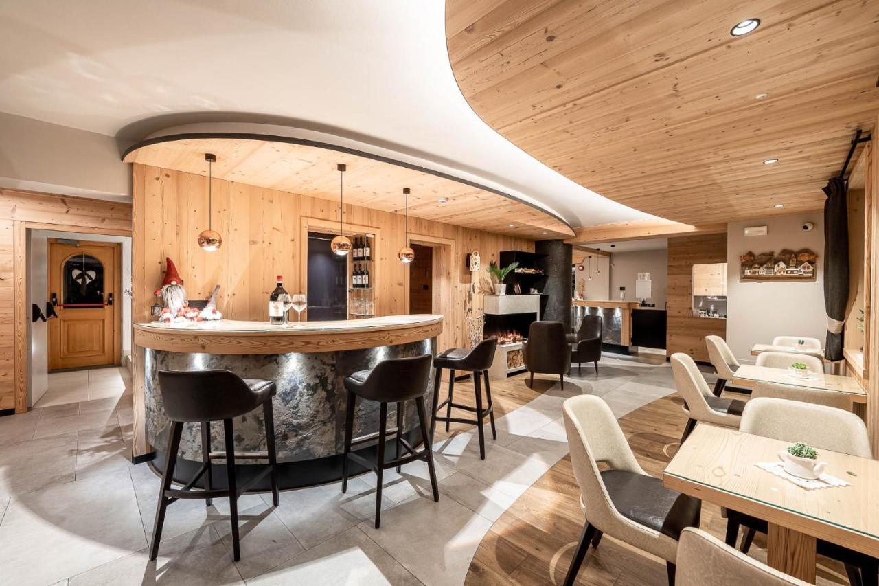 Garni Letizia Bed and Breakfast Campitello di Fassa Εξωτερικό φωτογραφία