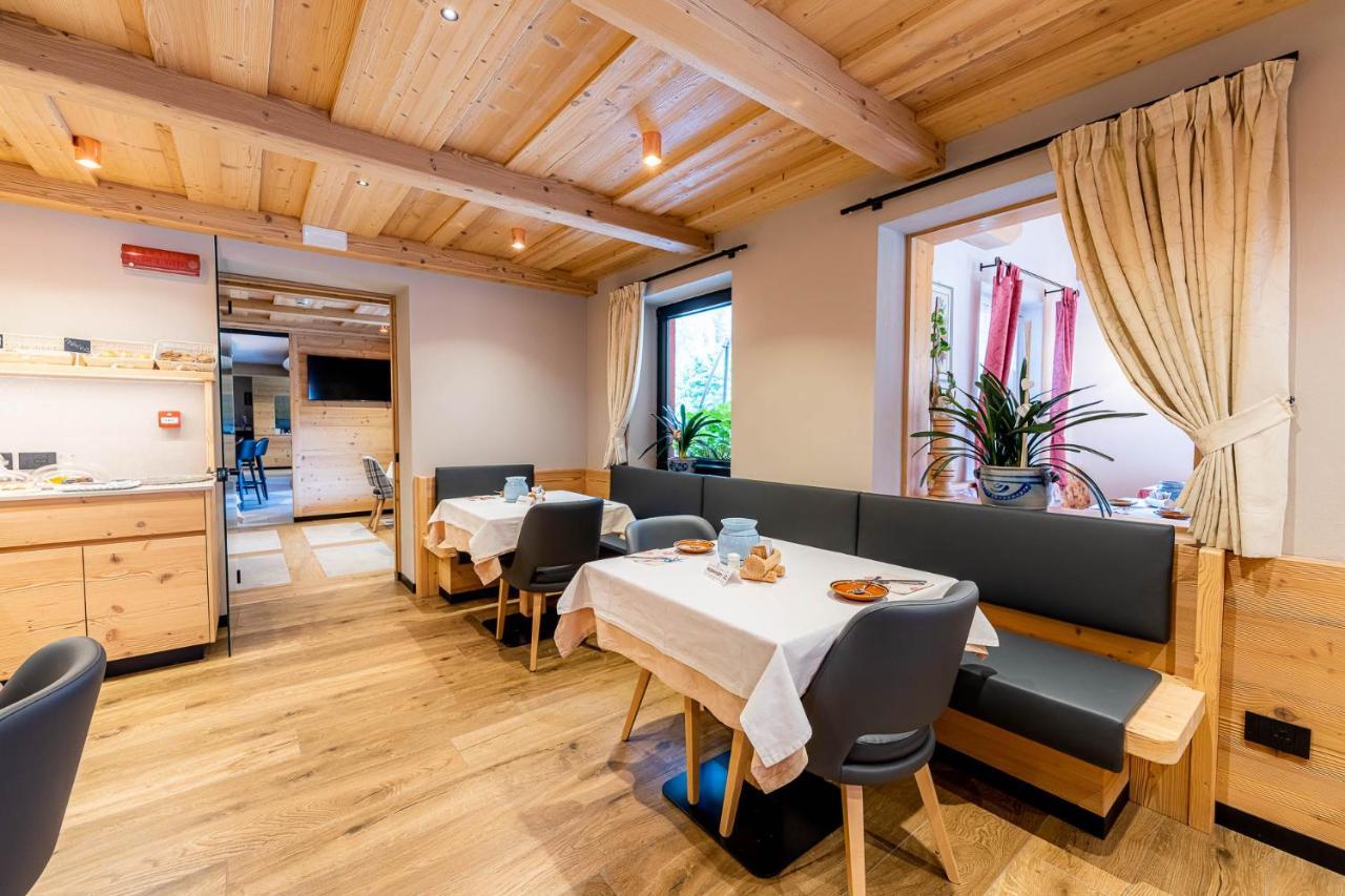 Garni Letizia Bed and Breakfast Campitello di Fassa Εξωτερικό φωτογραφία